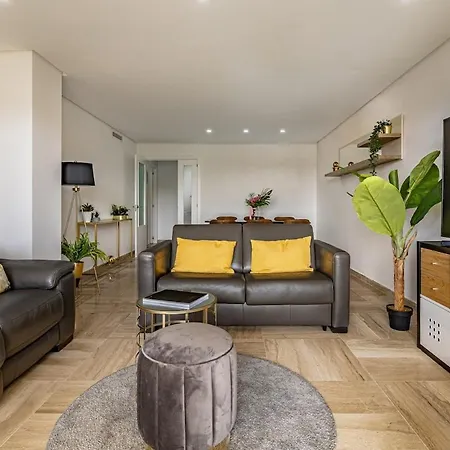 Apartment Waterfront Polo Royale Iii *
